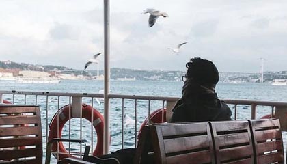 九游娱乐官网 (jiuyou)-巴列卡诺客场抢分成功，击败对手，巴列卡诺升级